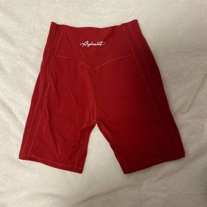 Alphalete Kinetic Biker Shorts - Red